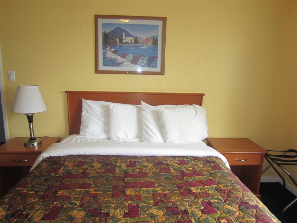 Knights Inn Santa Cruz Ngoại thất bức ảnh